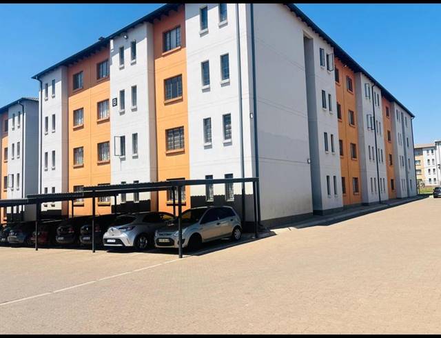 2 BEDROOM APARTMENT FOR SALE IN FLEURHOF